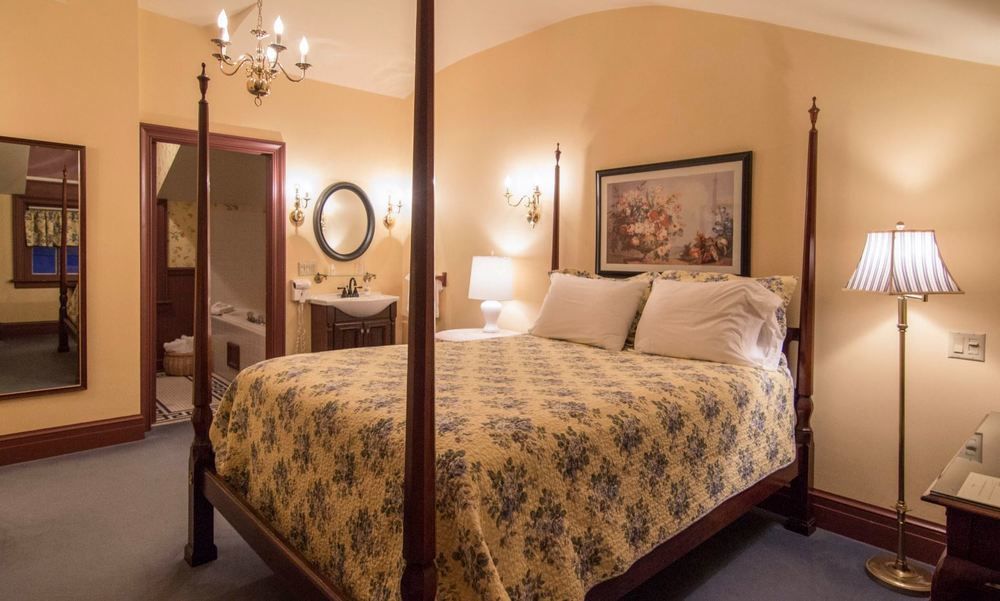 The Rochester Inn Sheboygan Falls Εξωτερικό φωτογραφία