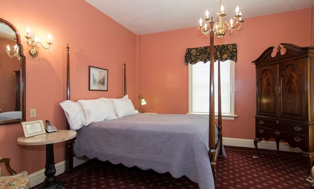 The Rochester Inn Sheboygan Falls Εξωτερικό φωτογραφία