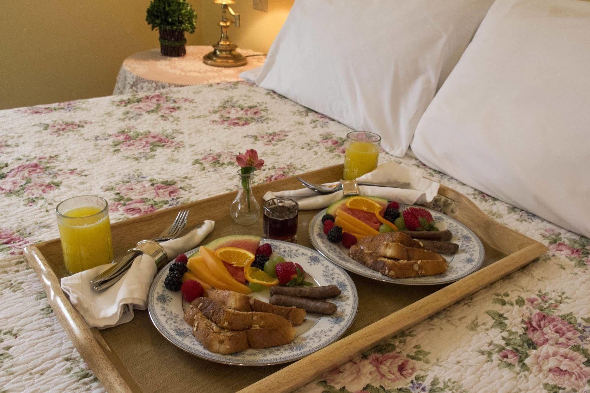 The Rochester Inn Sheboygan Falls Εξωτερικό φωτογραφία